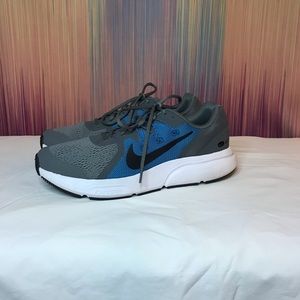Nike Zoom Span 3 Men’s - size 10.5